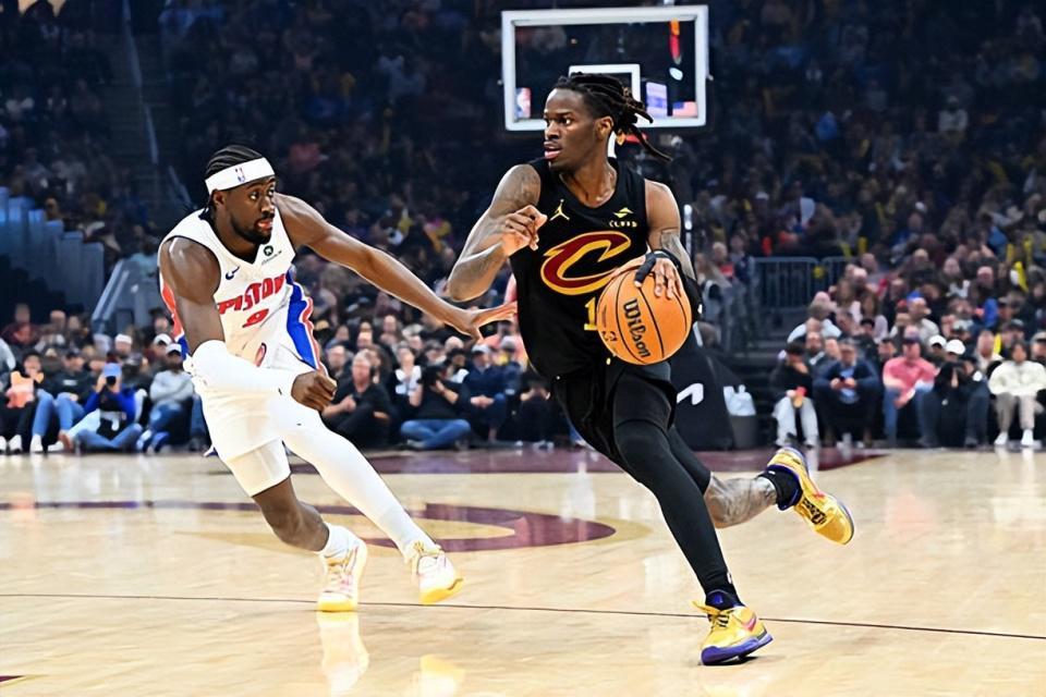 足球世界杯2026-国王真是太慷慨了，他们把顶级外线大闸几乎白送给了骑士？