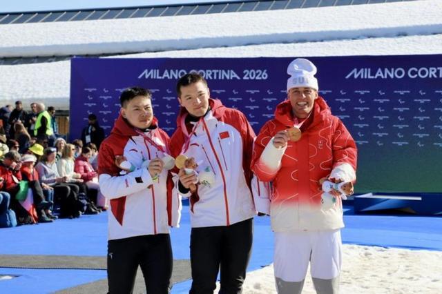 足球世界杯官网-不抛弃，不放弃，中国运动员风采闪耀科尔蒂纳残奥单板滑雪公园！｜米兰冬残奥会特别报道