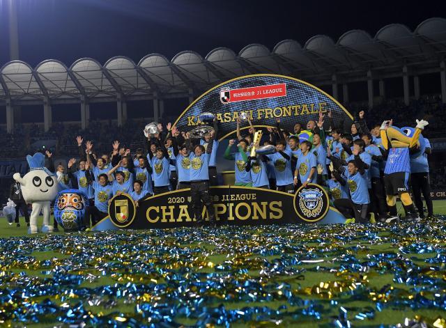 恒大劲敌剑指联赛亚冠双冠王：努力让对手碰不到球